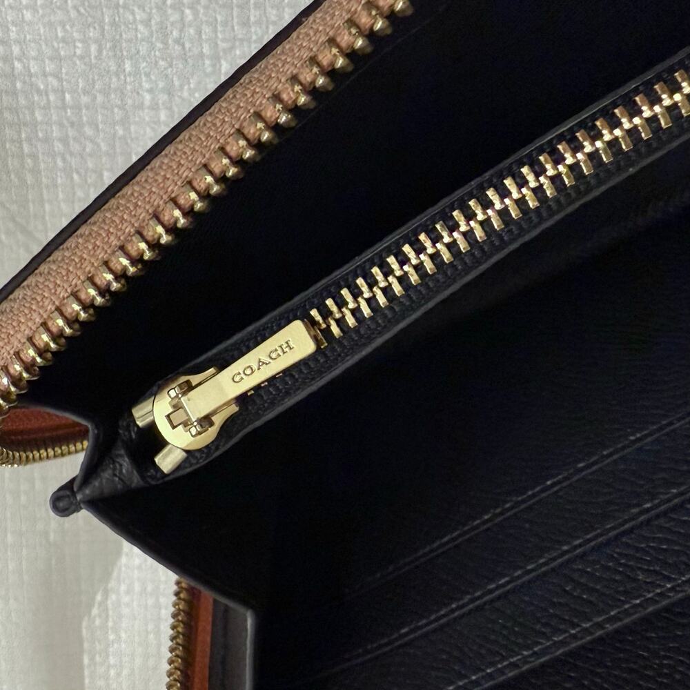 Coach Multifunction Zip Wallet Crossgrain Leather in Sunrise Multi F29940 - Picture 11 of 15